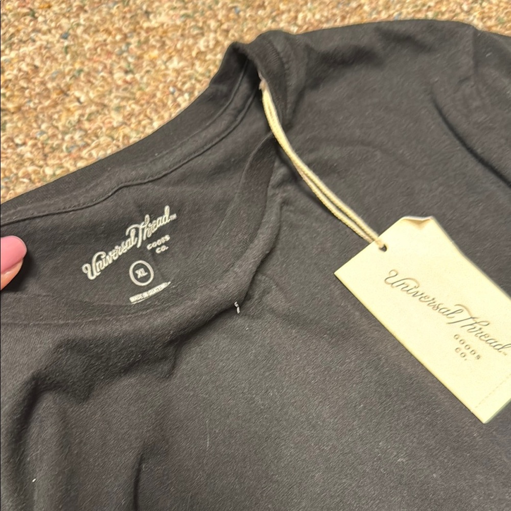 3 Universal Thread Short Sleeve Tees - Black, Pink, and Beige - Picture 6 of 7